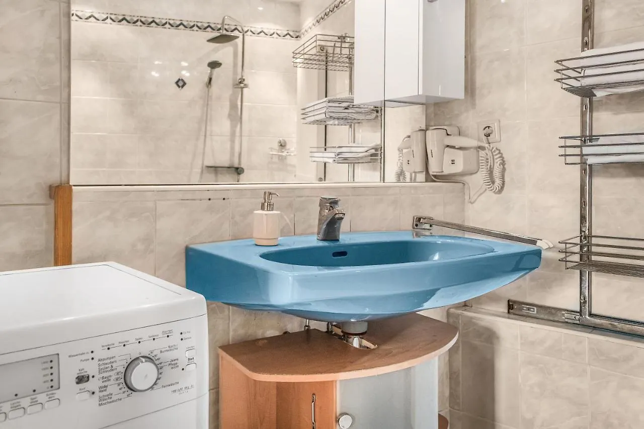 Superb 2Br Apt. Very Spacious Near Millenium Tower Apartment Vienna
